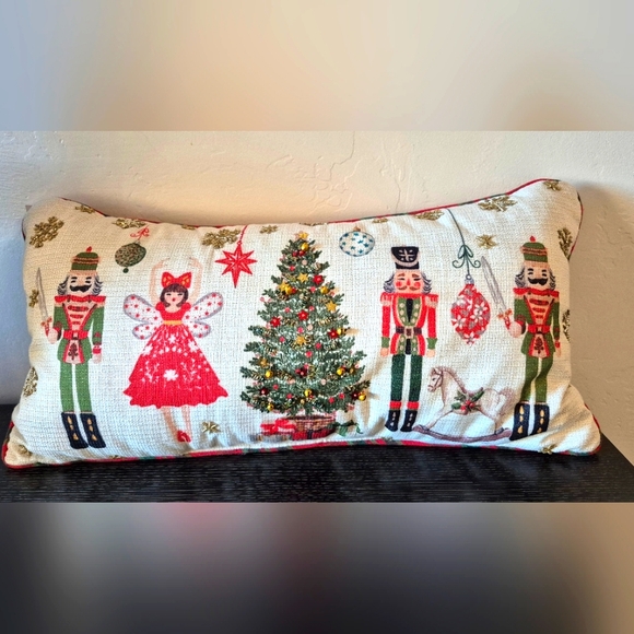 Nutcracker Christmas pillow Handmade NEW 12 x 25 - Picture 1 of 9